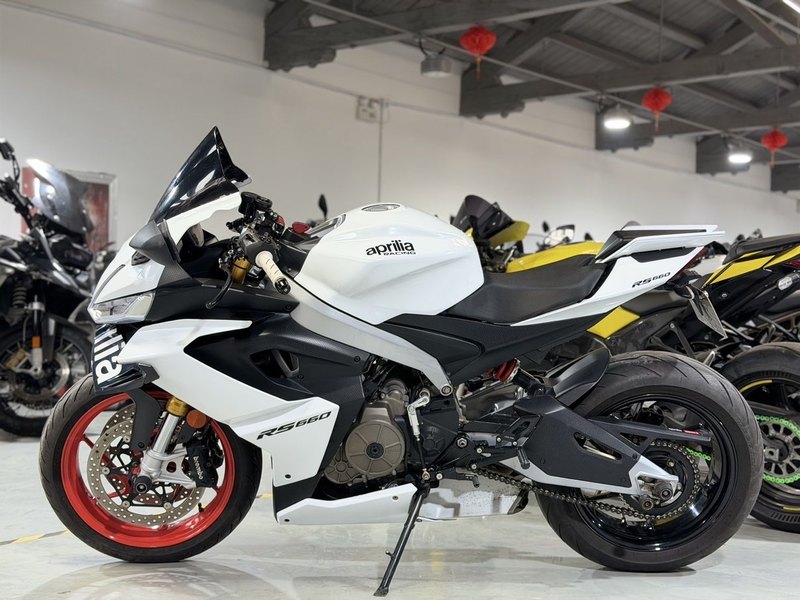 二手阿普利亚RS 660 