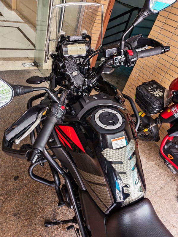 二手豪爵铃木DL250