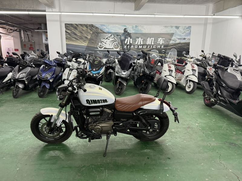 二手QJMOTOR闪300