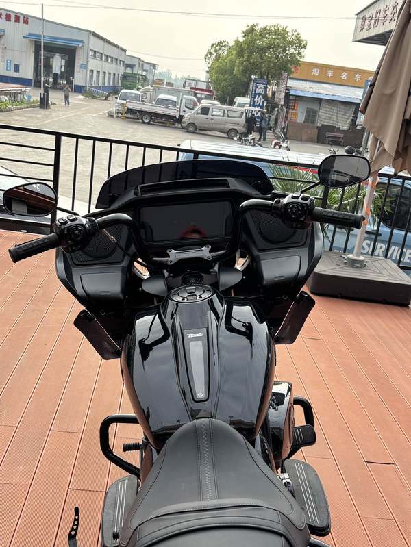 二手哈雷戴维森公路滑翔 Road Glide