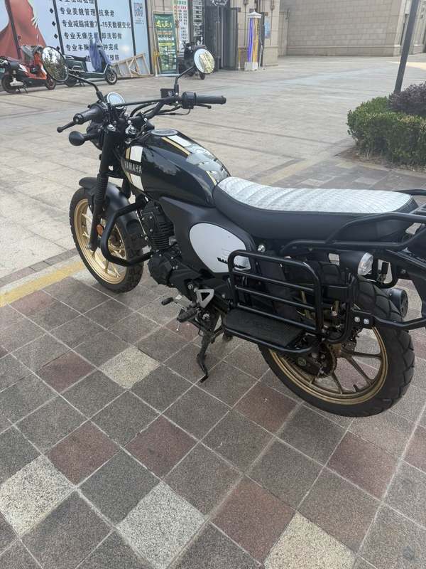 二手建设雅马哈GT150 Fazer