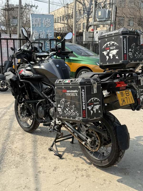 二手贝纳利金鹏 TRK502