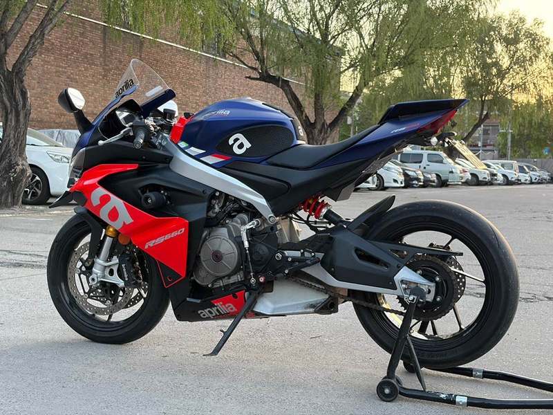 二手阿普利亚RS 660 