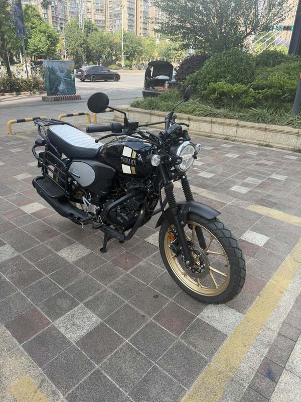 二手建设雅马哈GT150 Fazer