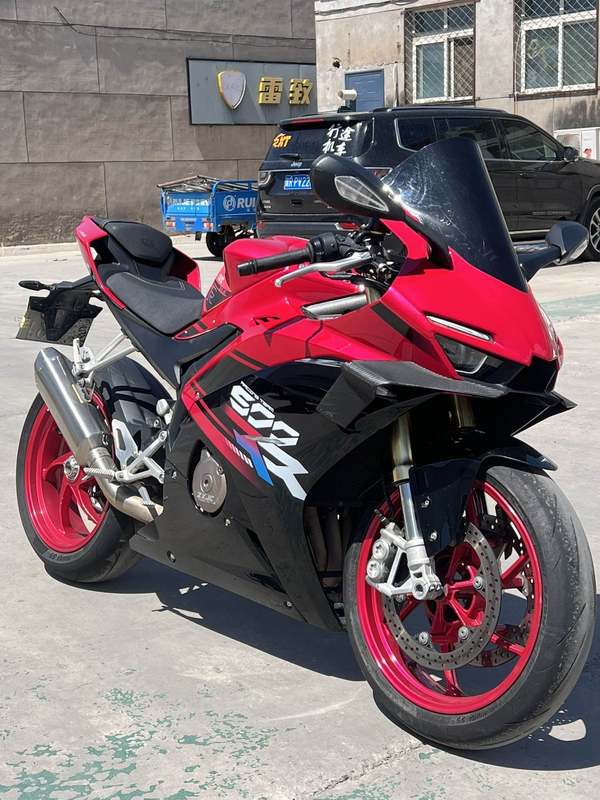 二手张雪机车500RR