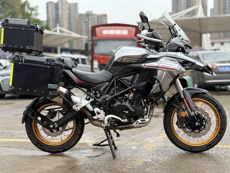 二手贝纳利TRK552