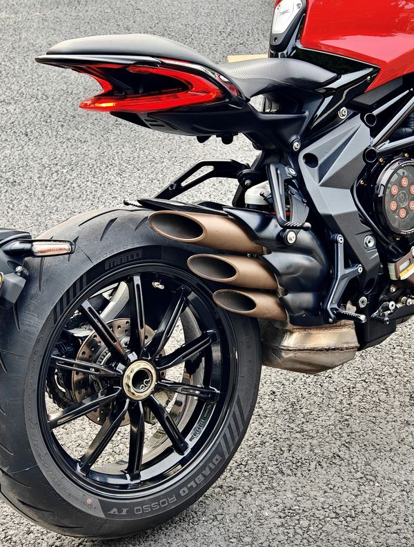 二手奥古斯塔Dragster 800