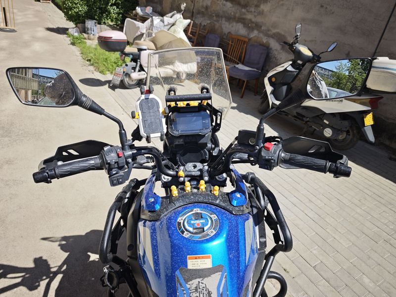 二手豪爵铃木DL250