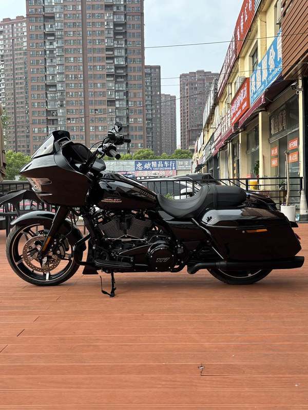 二手哈雷戴维森公路滑翔 Road Glide