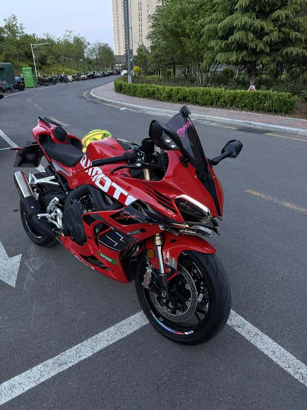 二手QJMOTOR赛800