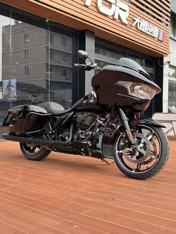 二手哈雷戴维森公路滑翔 Road Glide