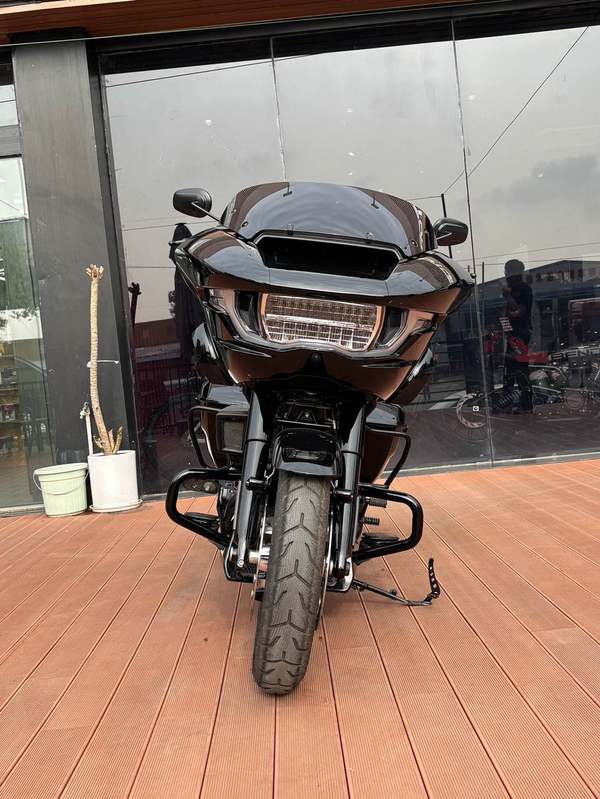 二手哈雷戴维森公路滑翔 Road Glide