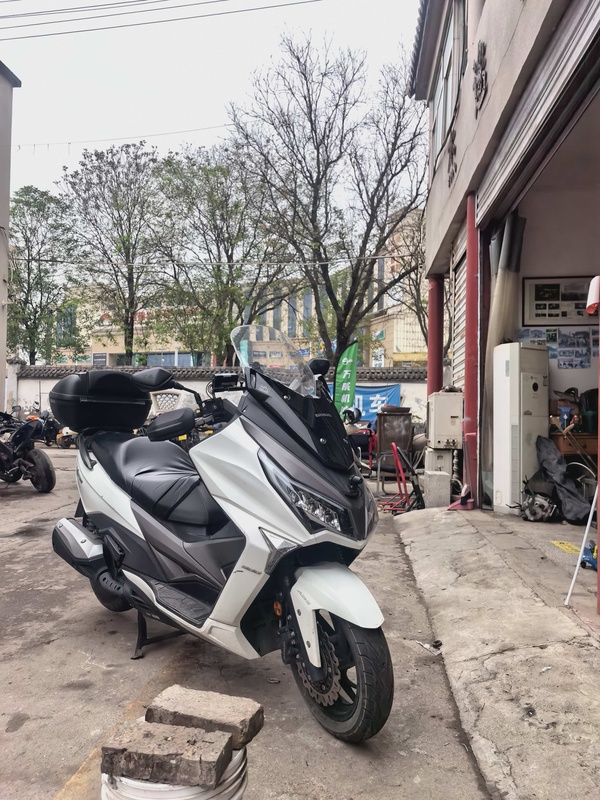 二手大阳V锐 300T