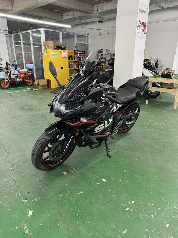 二手豪爵铃木GSX250R