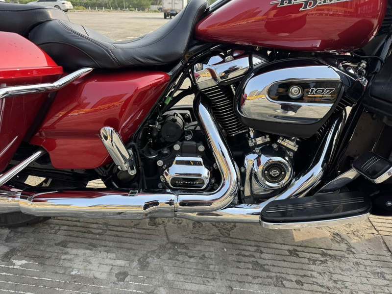 二手哈雷戴维森大道滑翔 Street Glide