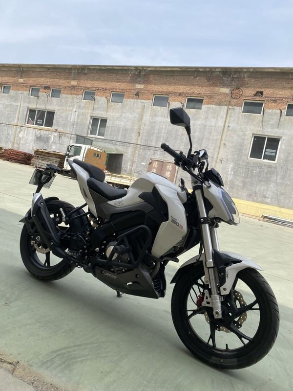 二手贝纳利小迅龙 BN150S