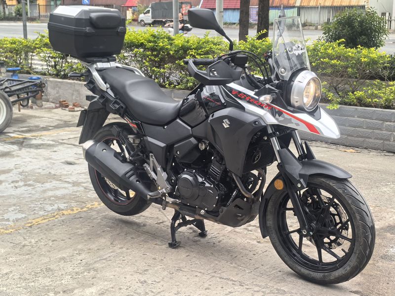 二手豪爵铃木DL250