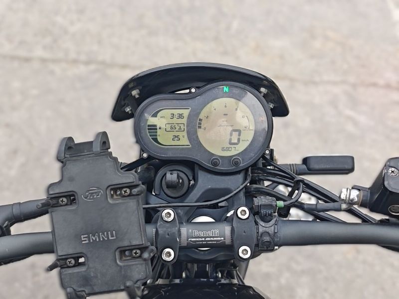 二手贝纳利幼狮 Leoncino 500