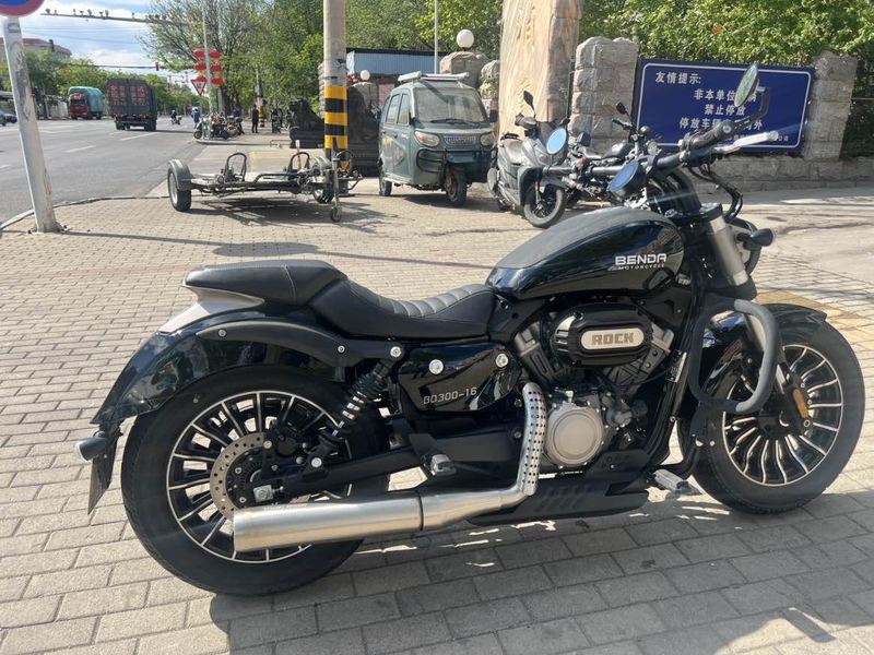 二手奔达Rock300 灰石