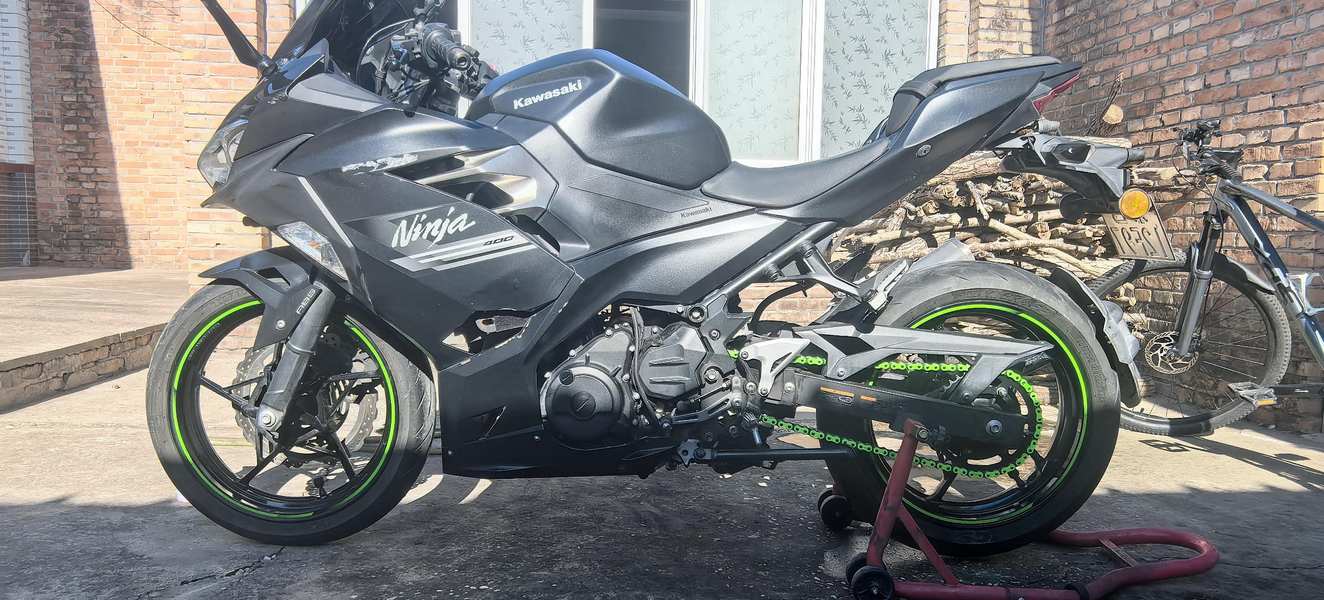 二手川崎Ninja 400