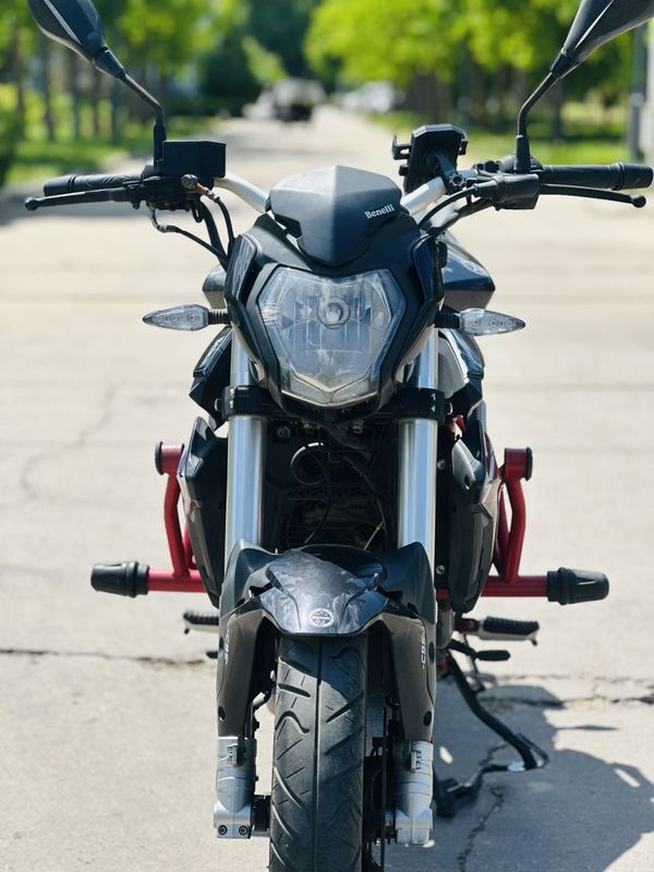 二手贝纳利红宝龙 TNT150i