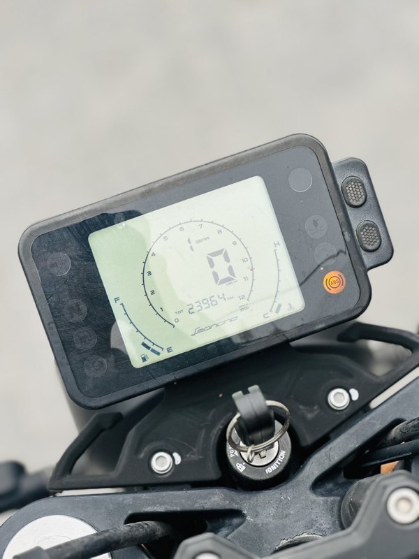 二手贝纳利幼狮 Leoncino 250