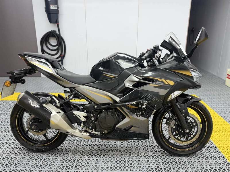 二手川崎Ninja 400