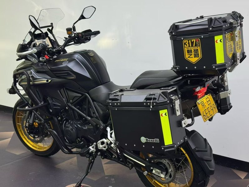 二手贝纳利TRK552