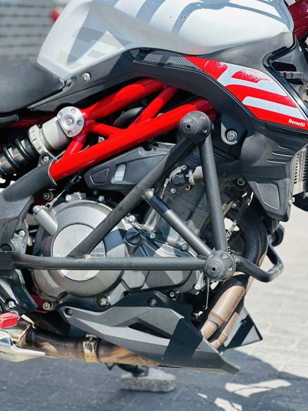 二手贝纳利蓝宝龙 BN302S