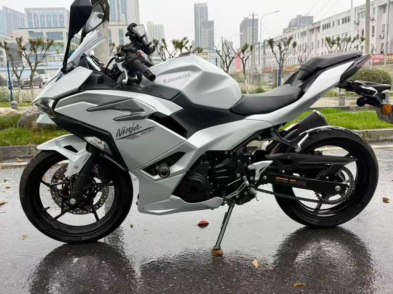 二手川崎Ninja 500