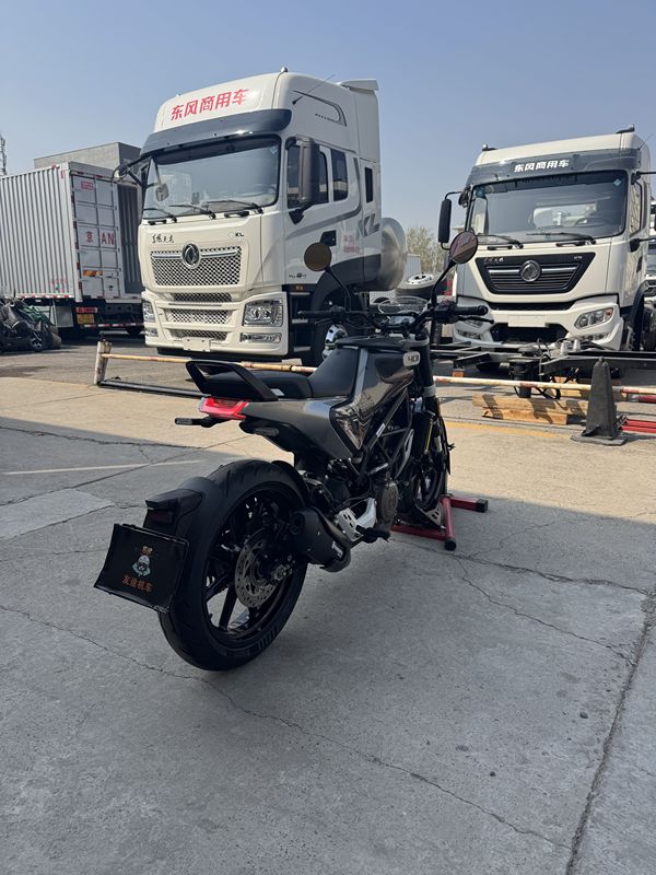 二手HUSQVARNA黑箭 401