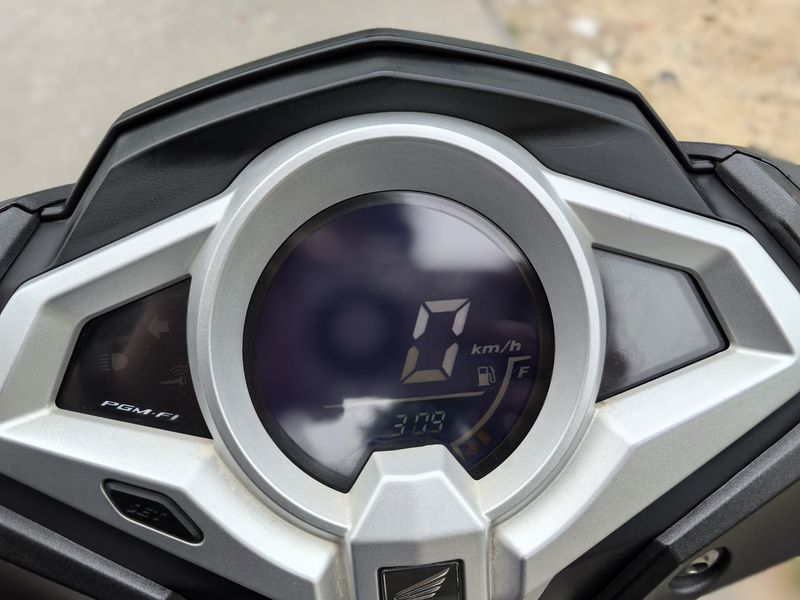 二手新大洲本田裂行 RX125Fi