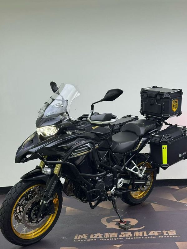 二手贝纳利TRK552