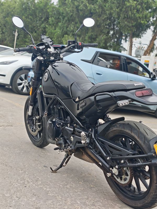 二手贝纳利幼狮 Leoncino 500