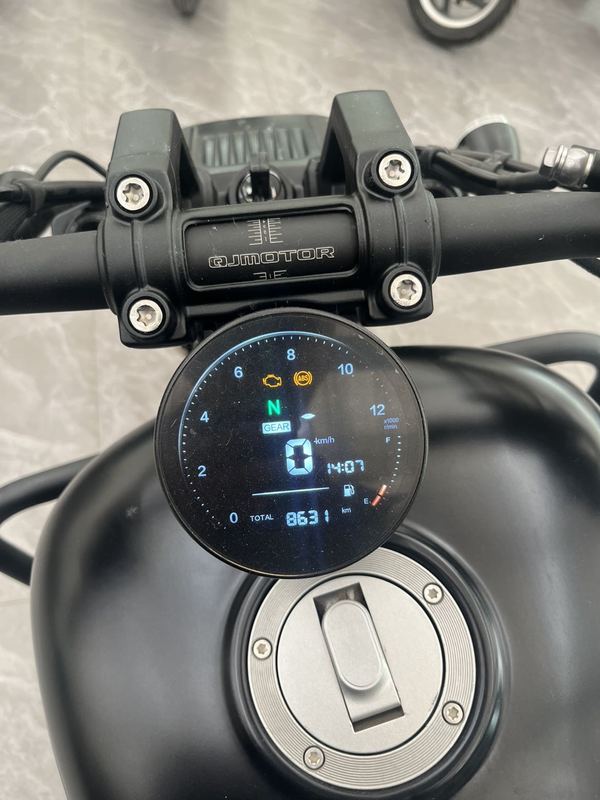 二手QJMOTOR闪350