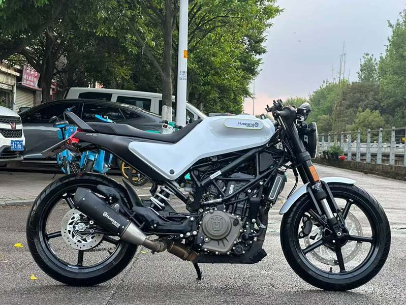 二手HUSQVARNA白箭 401