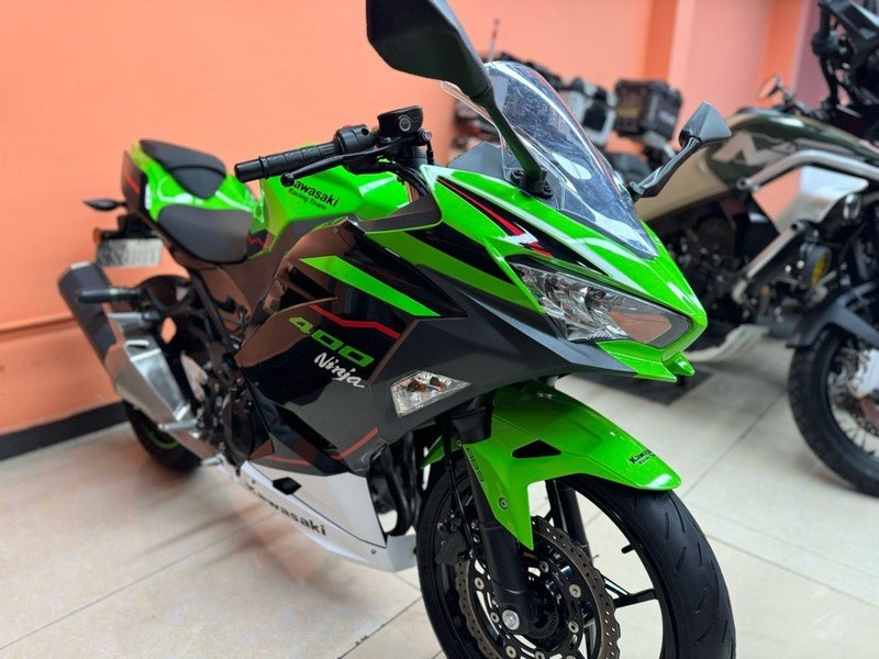 二手川崎Ninja 400