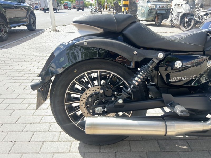 二手奔达Rock300 灰石