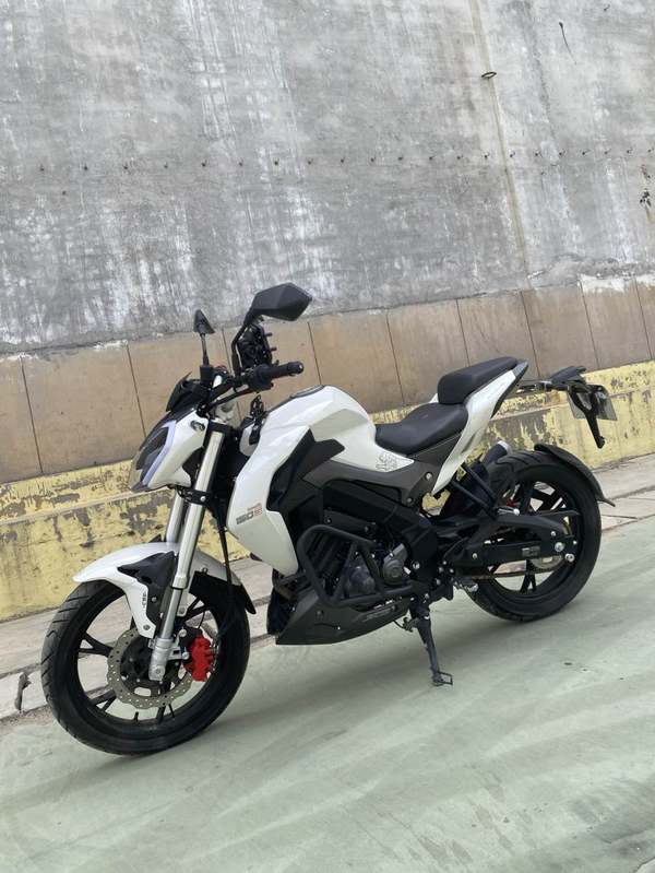 二手贝纳利小迅龙 BN150S