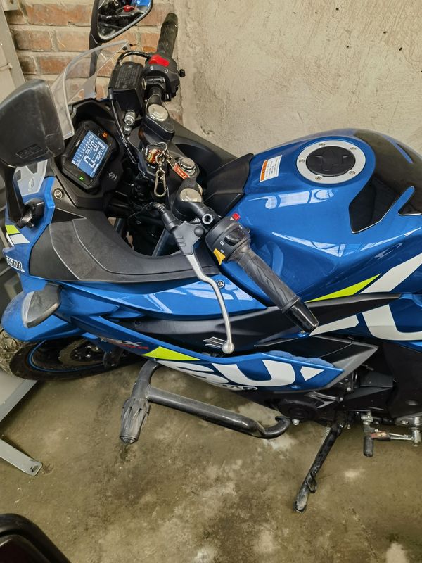 二手豪爵铃木GSX250R