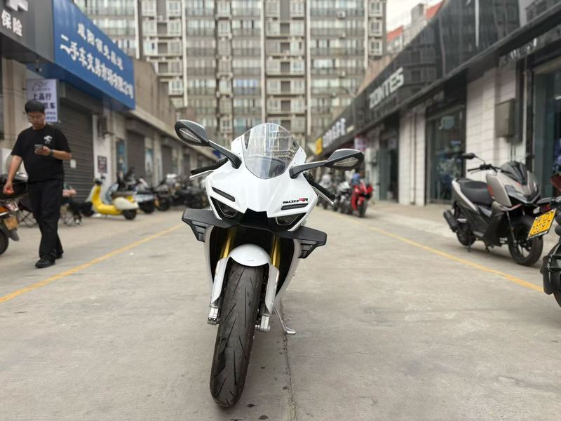 二手张雪机车500RR