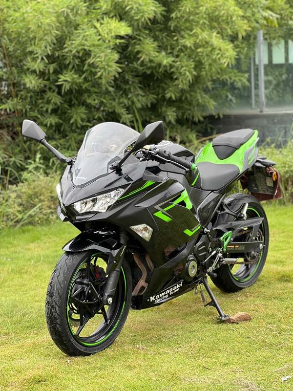 二手川崎Ninja 400