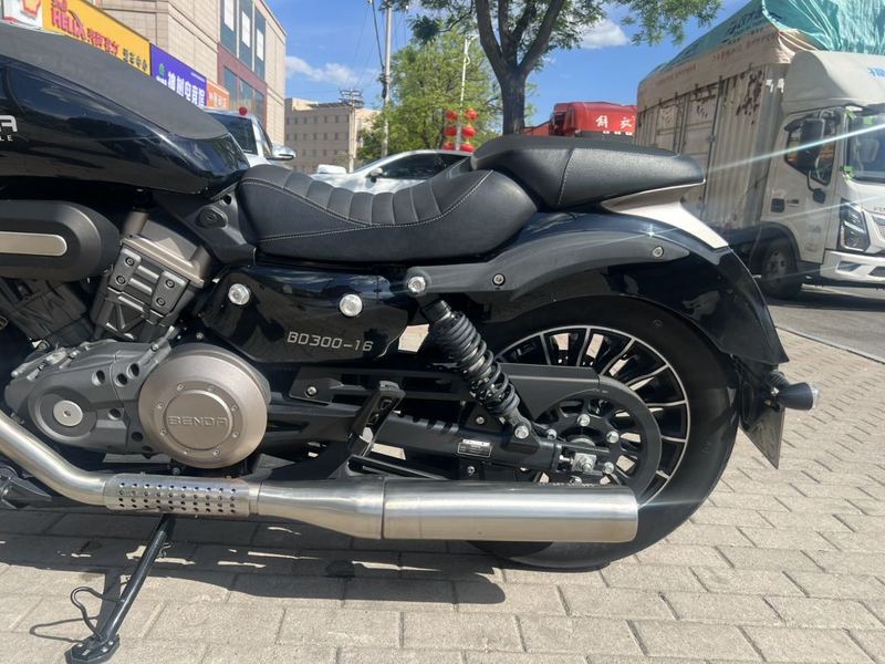 二手奔达Rock300 灰石