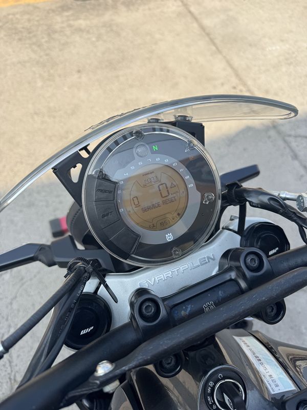 二手HUSQVARNA黑箭 401