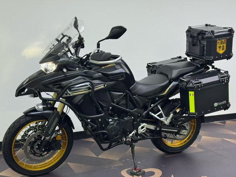 二手贝纳利TRK552