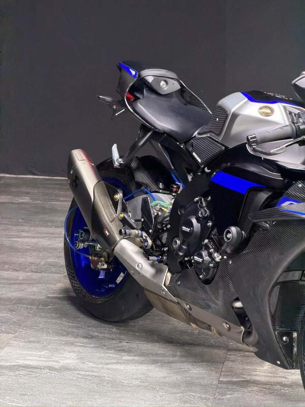 二手雅马哈YZF-R1
