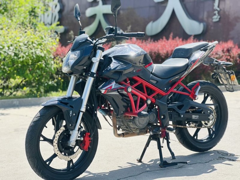 二手贝纳利红宝龙 TNT150i