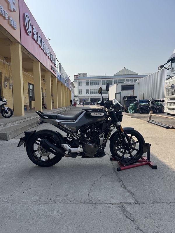 二手HUSQVARNA黑箭 401
