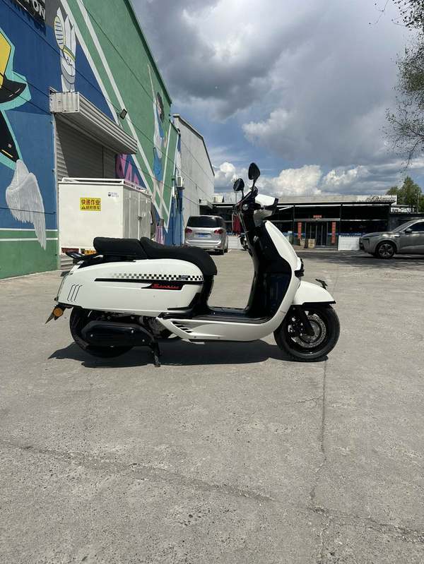 二手维多利亚Sixties 250Si