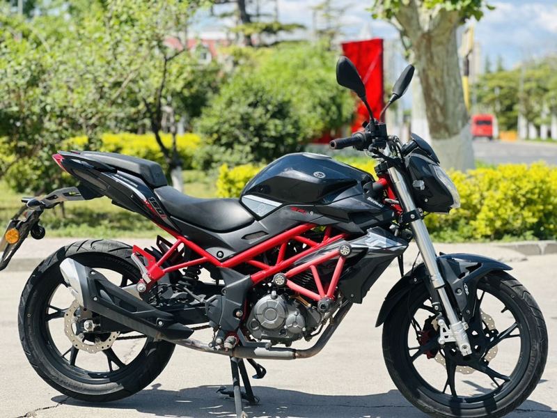 二手贝纳利红宝龙 TNT150i